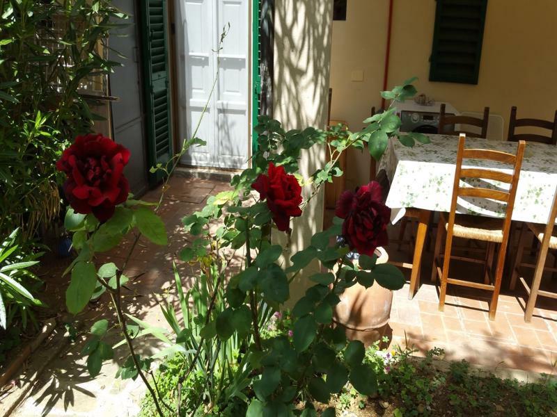 La Villa Nei Fiori Florens Exteriör bild